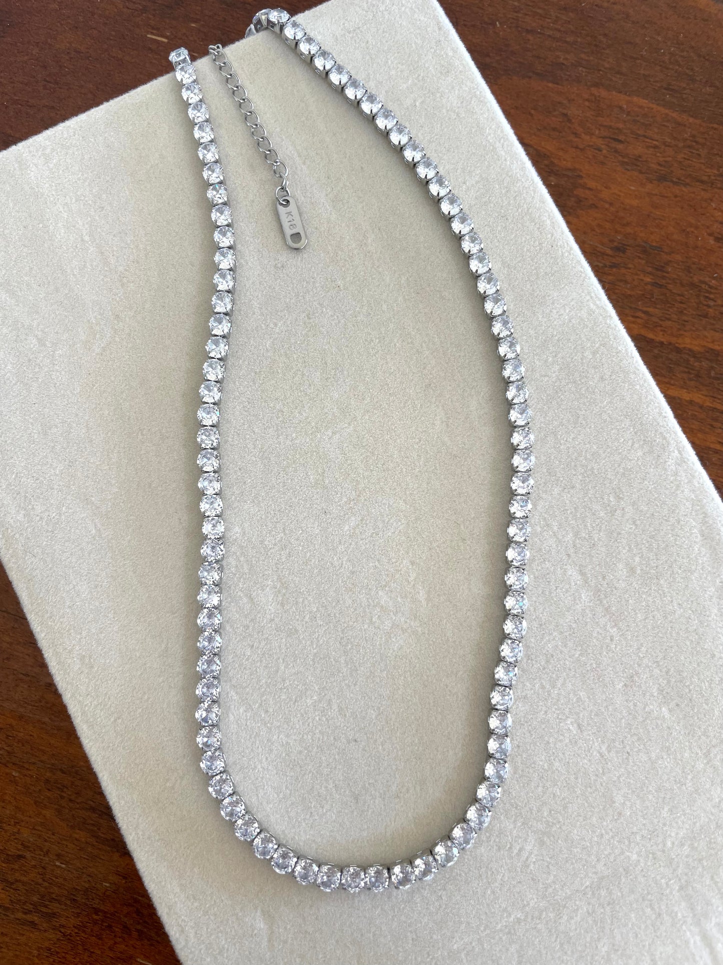 Tennis necklace