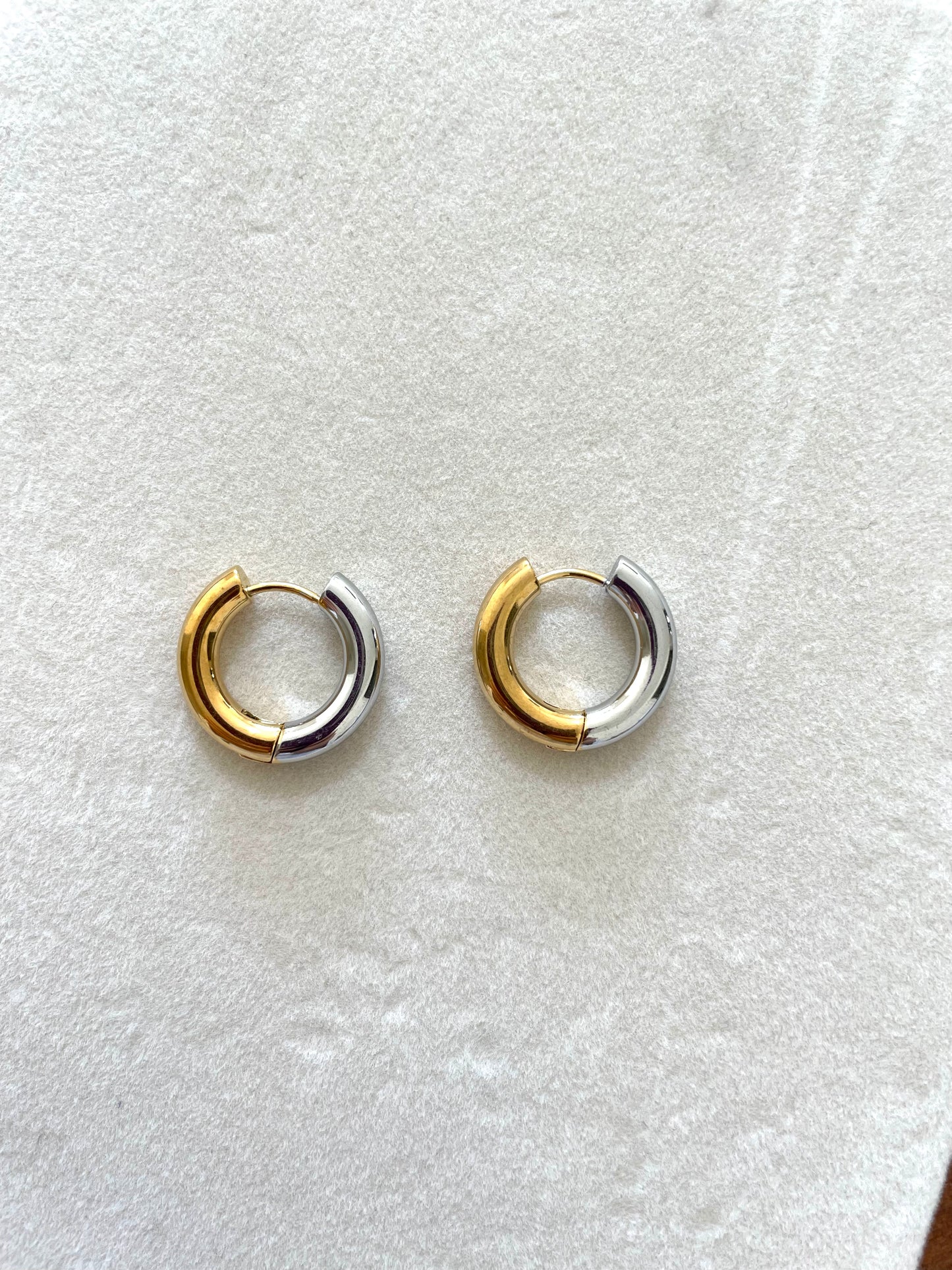 Color mix mini hoops