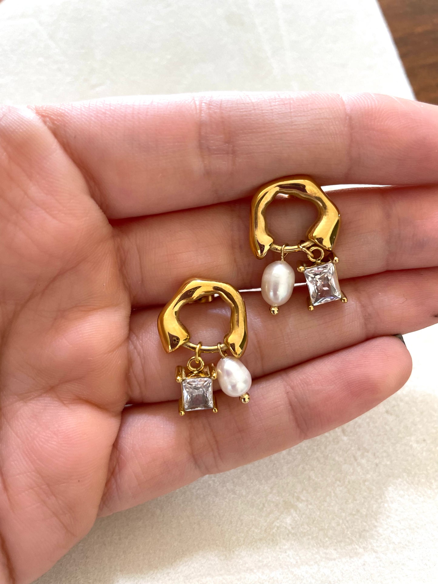 Special earrings