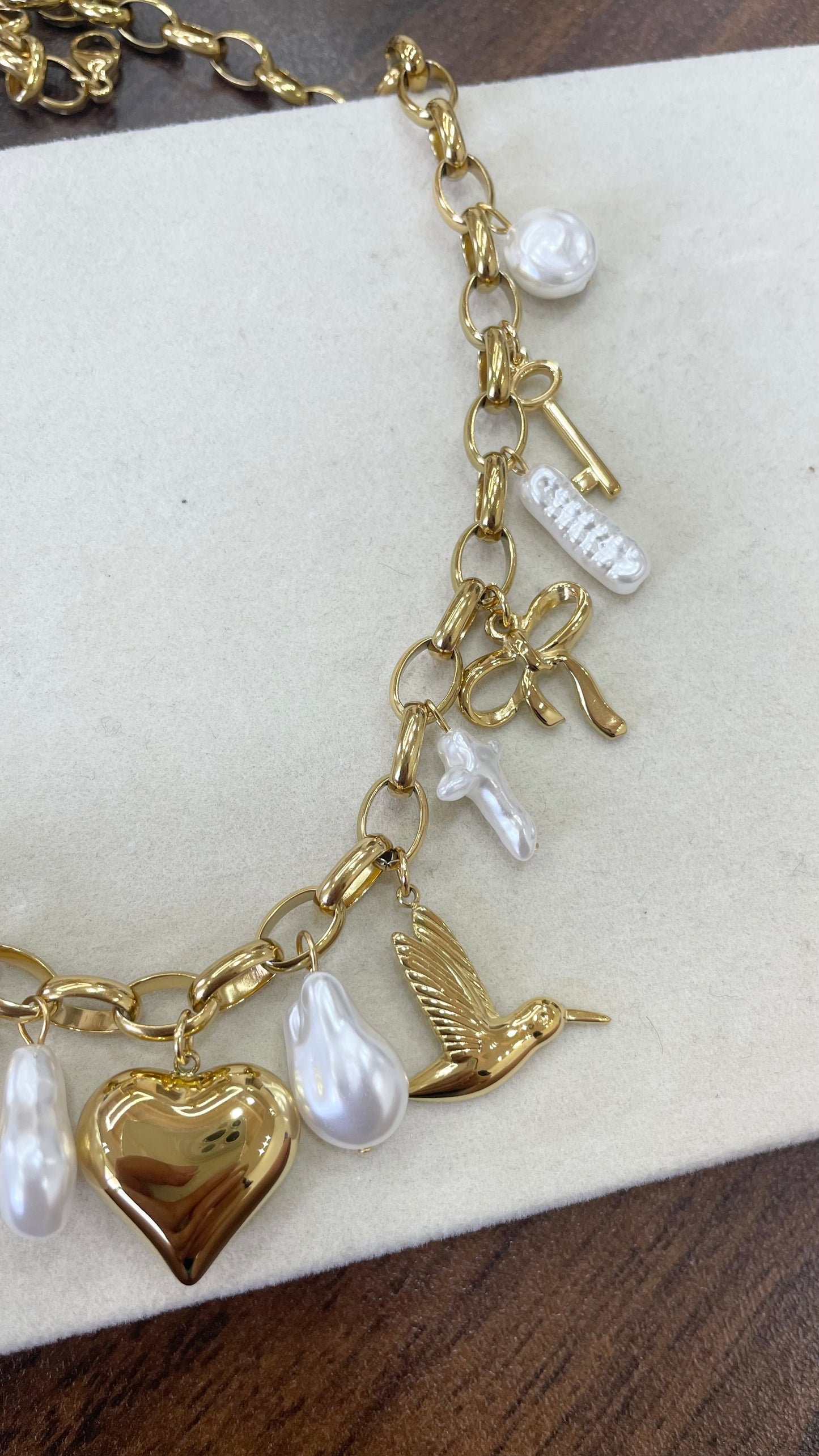 Isla Necklace