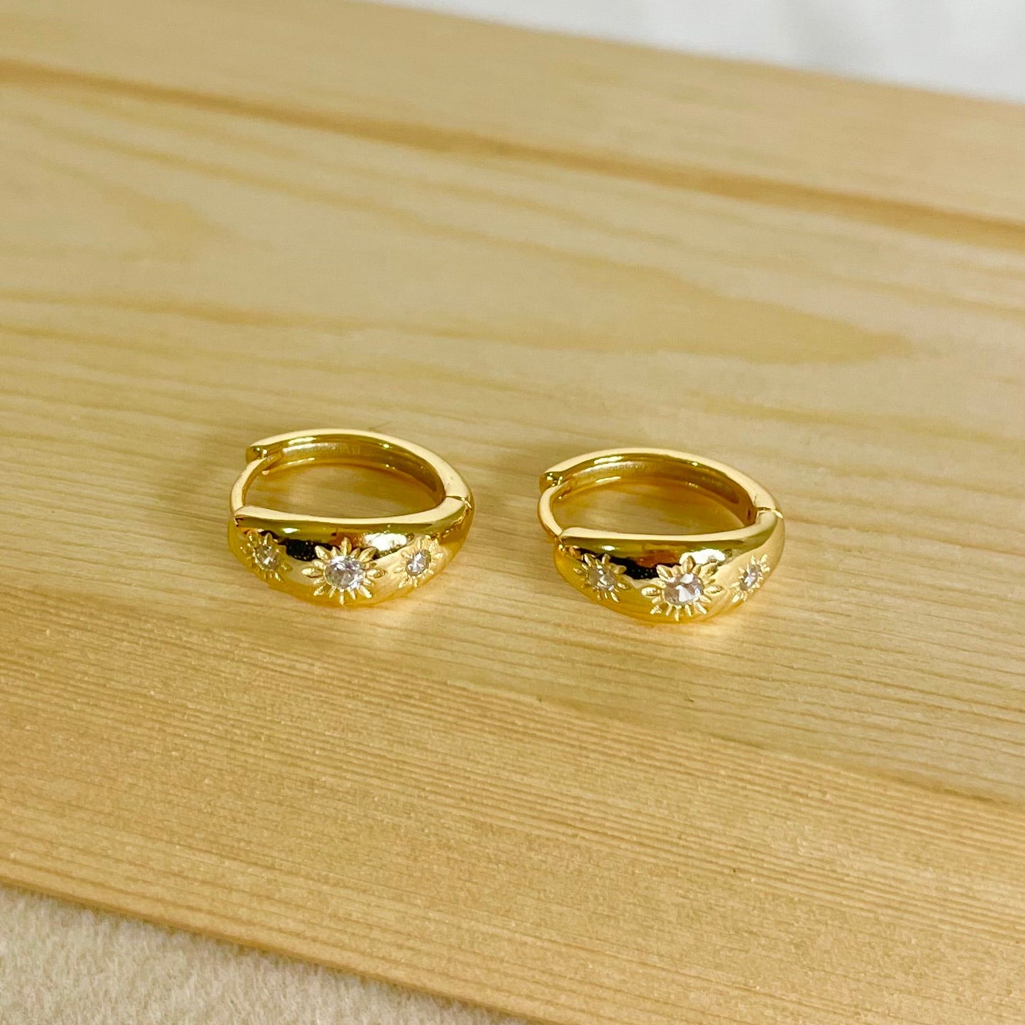Stella Hoops