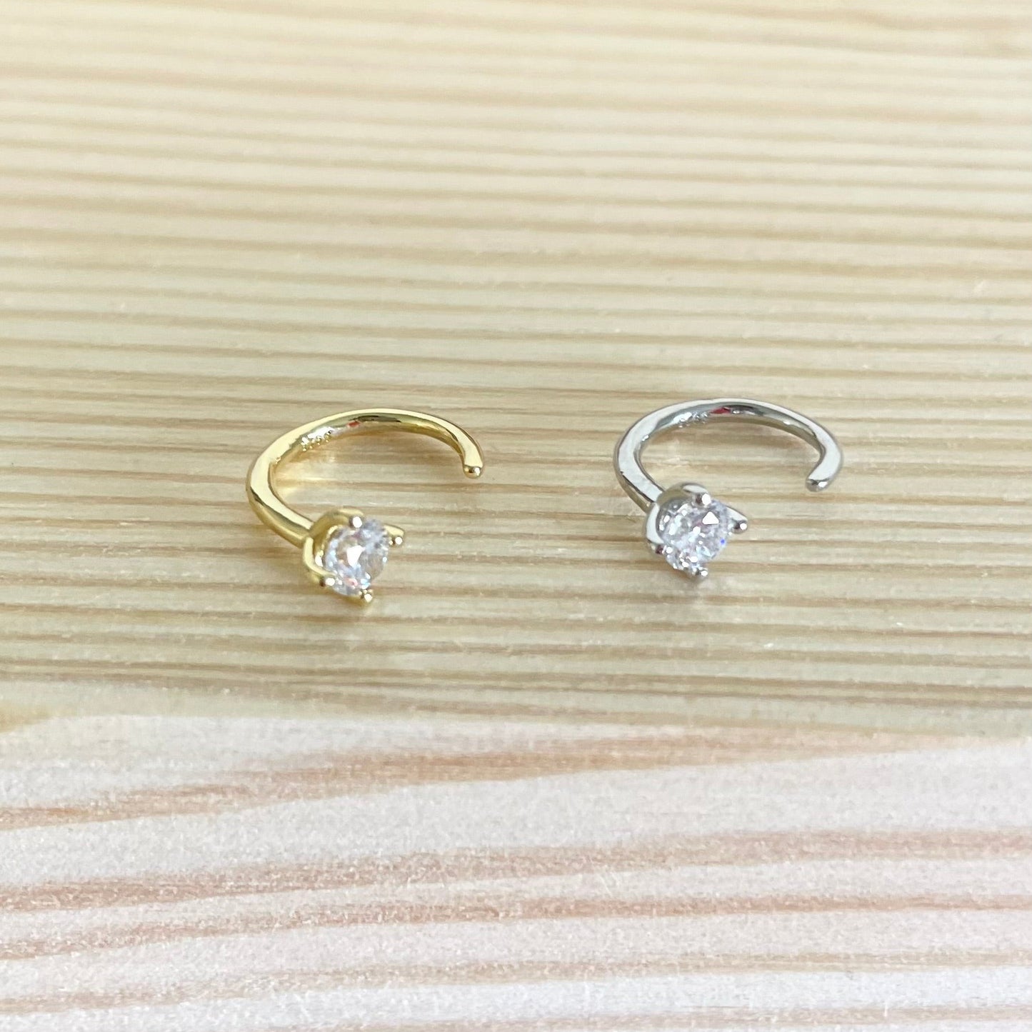 Majesty Ear Cuff