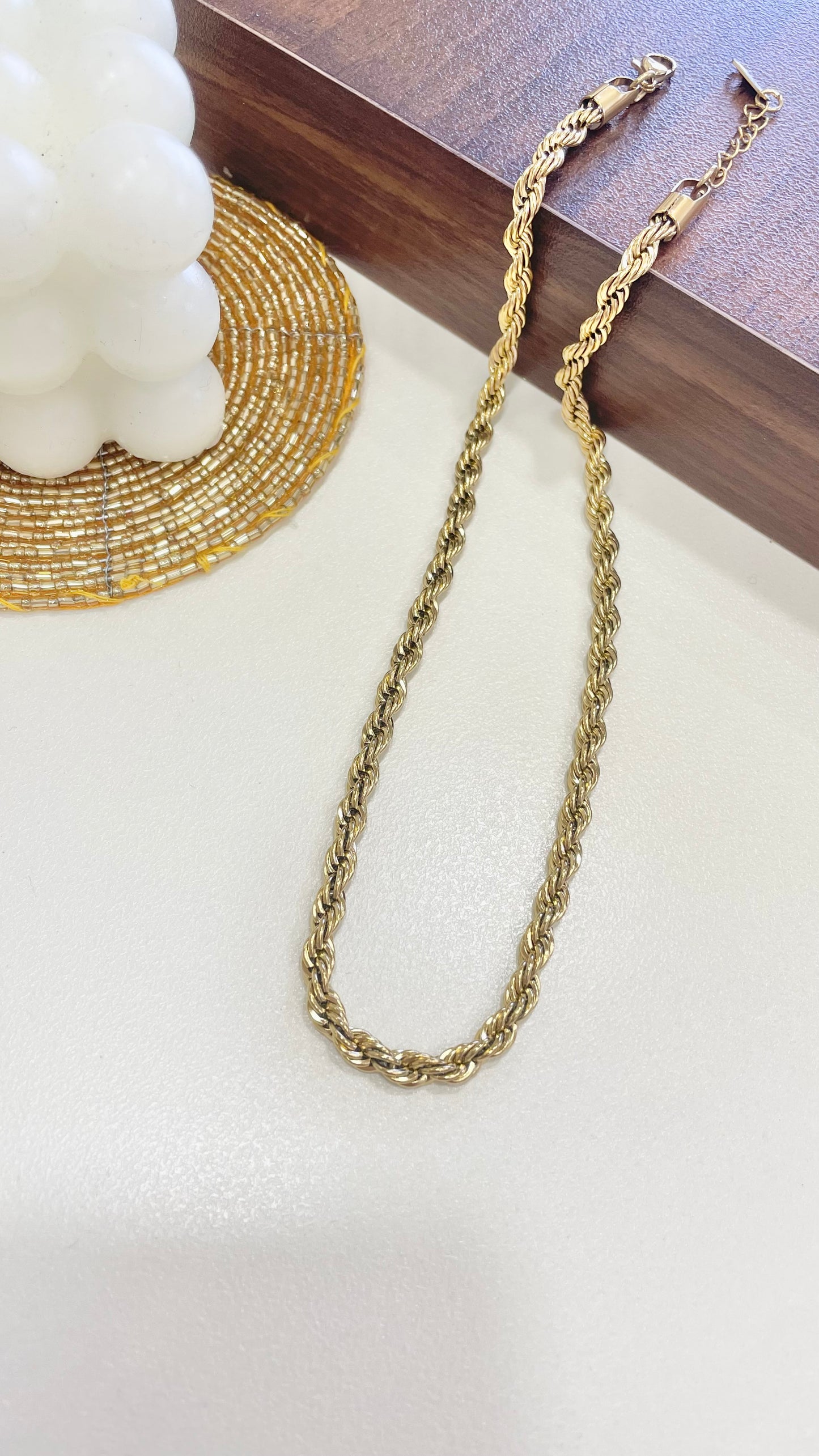 Amara necklace