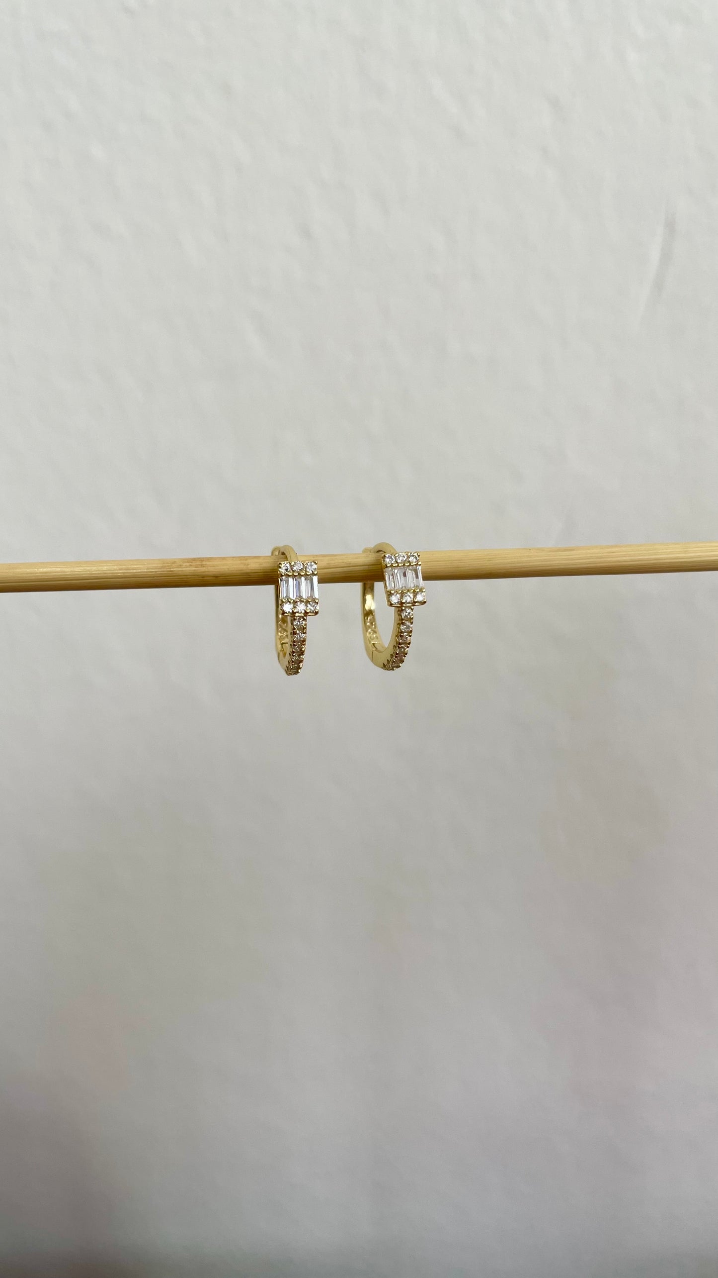 Ananta mini hoops