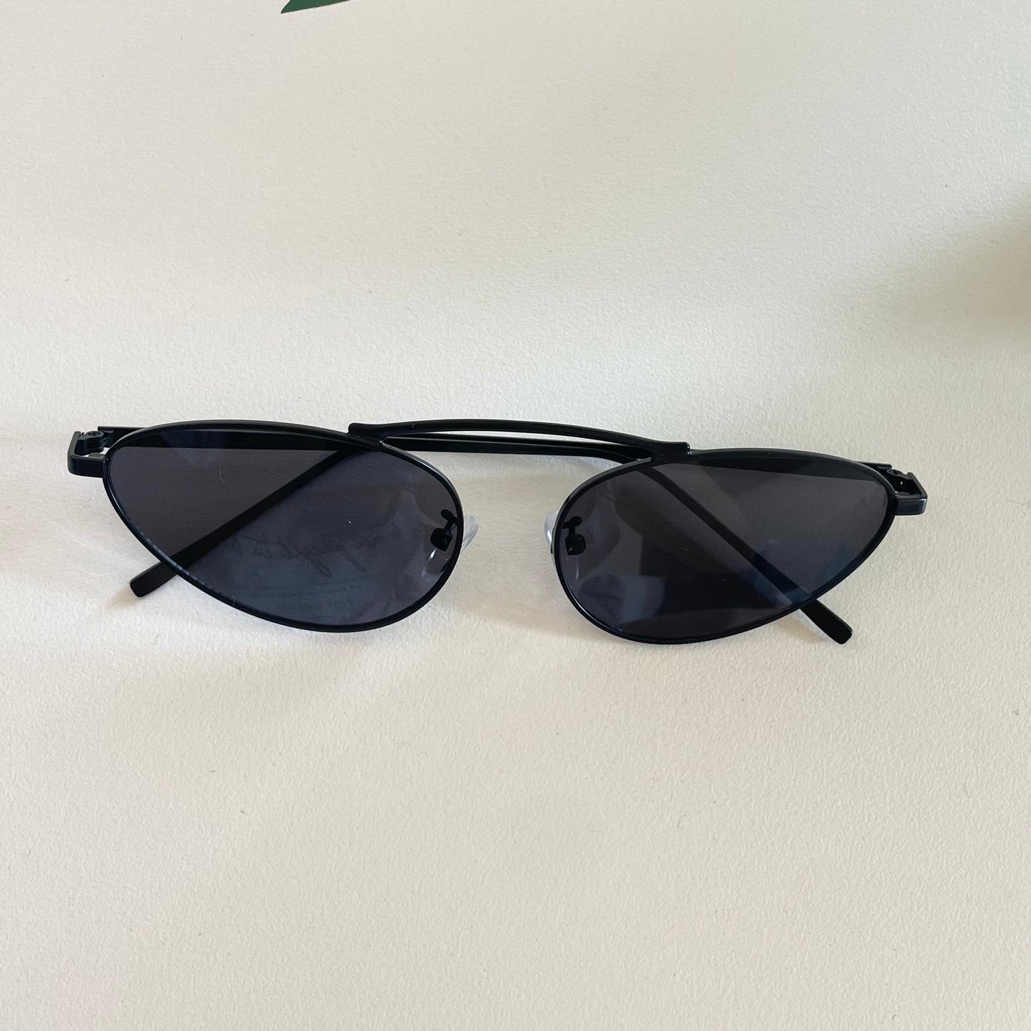 Noire Sunglasses