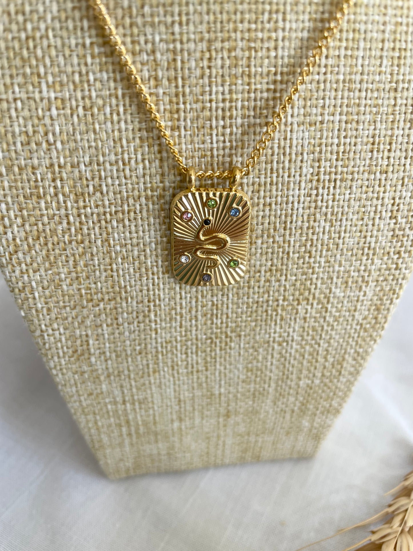 Square snake necklace
