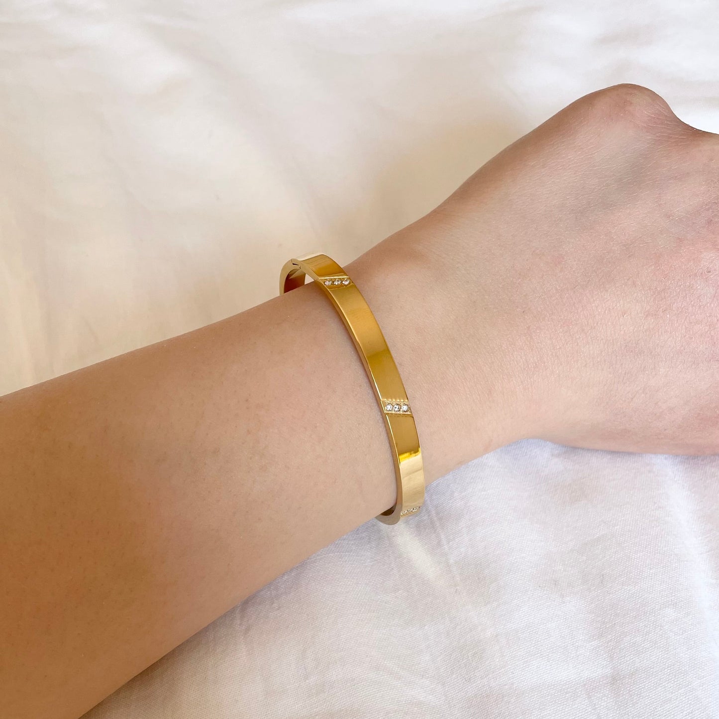 Pure Essence bracelet