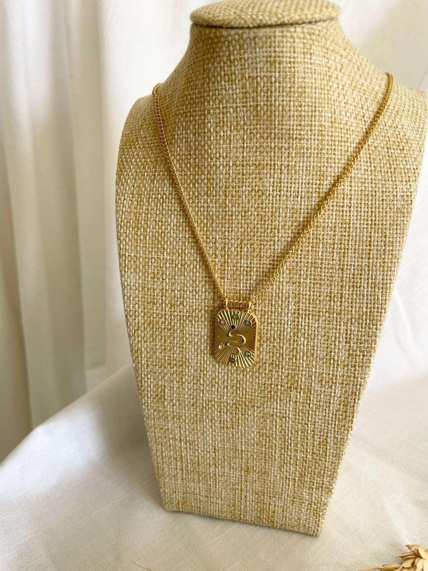 Square snake necklace
