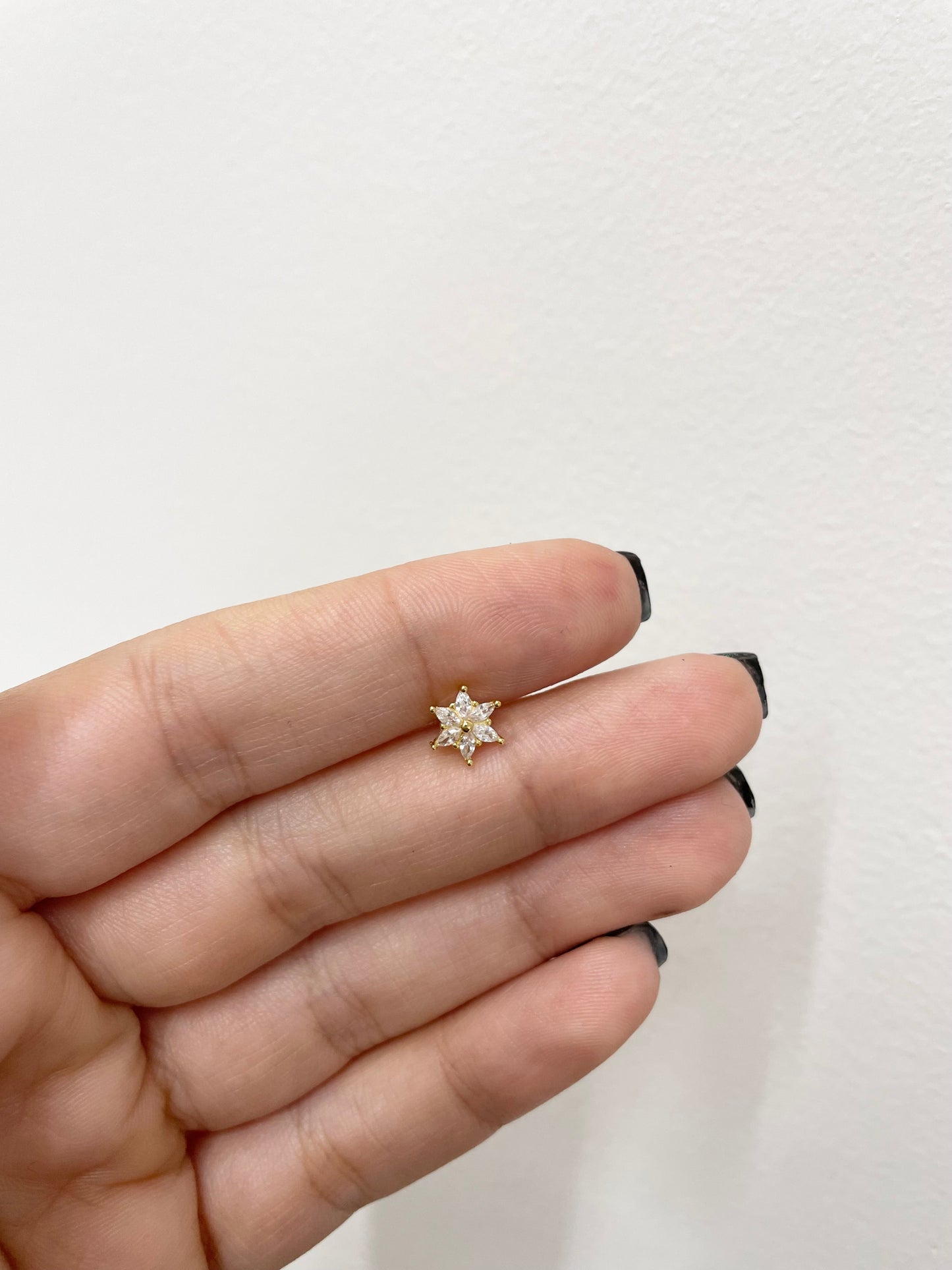 Zephyra piercing