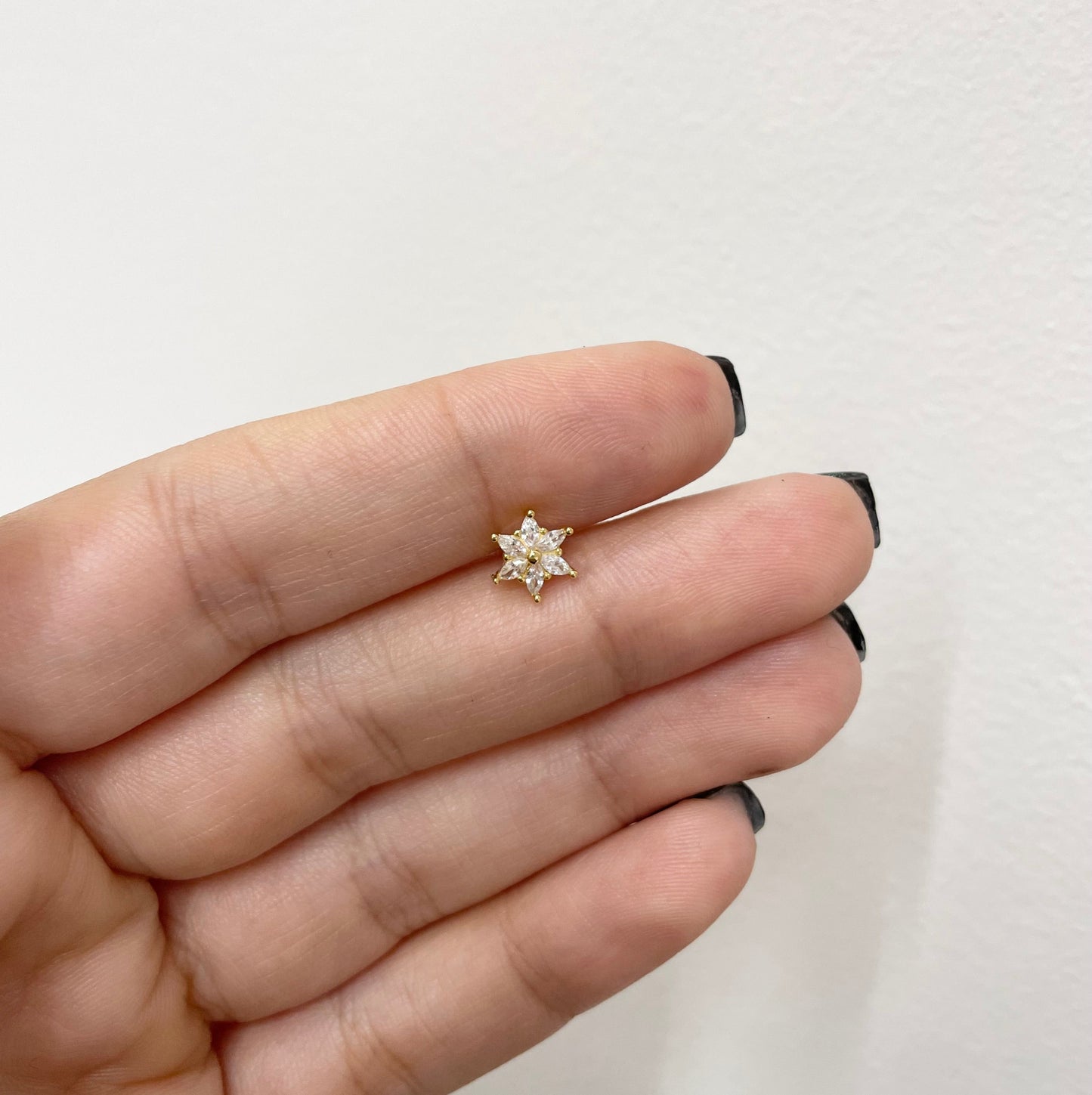 Zephyra piercing