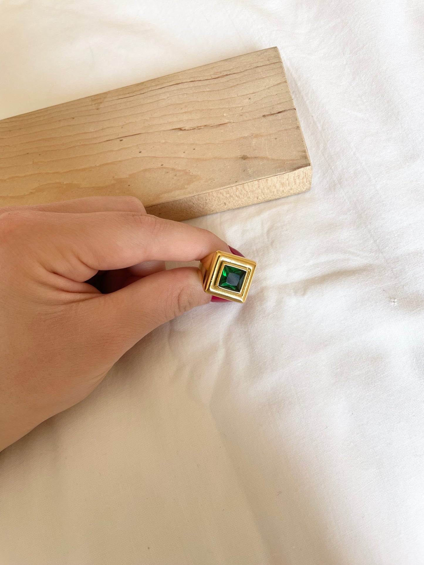 Eclipse ring