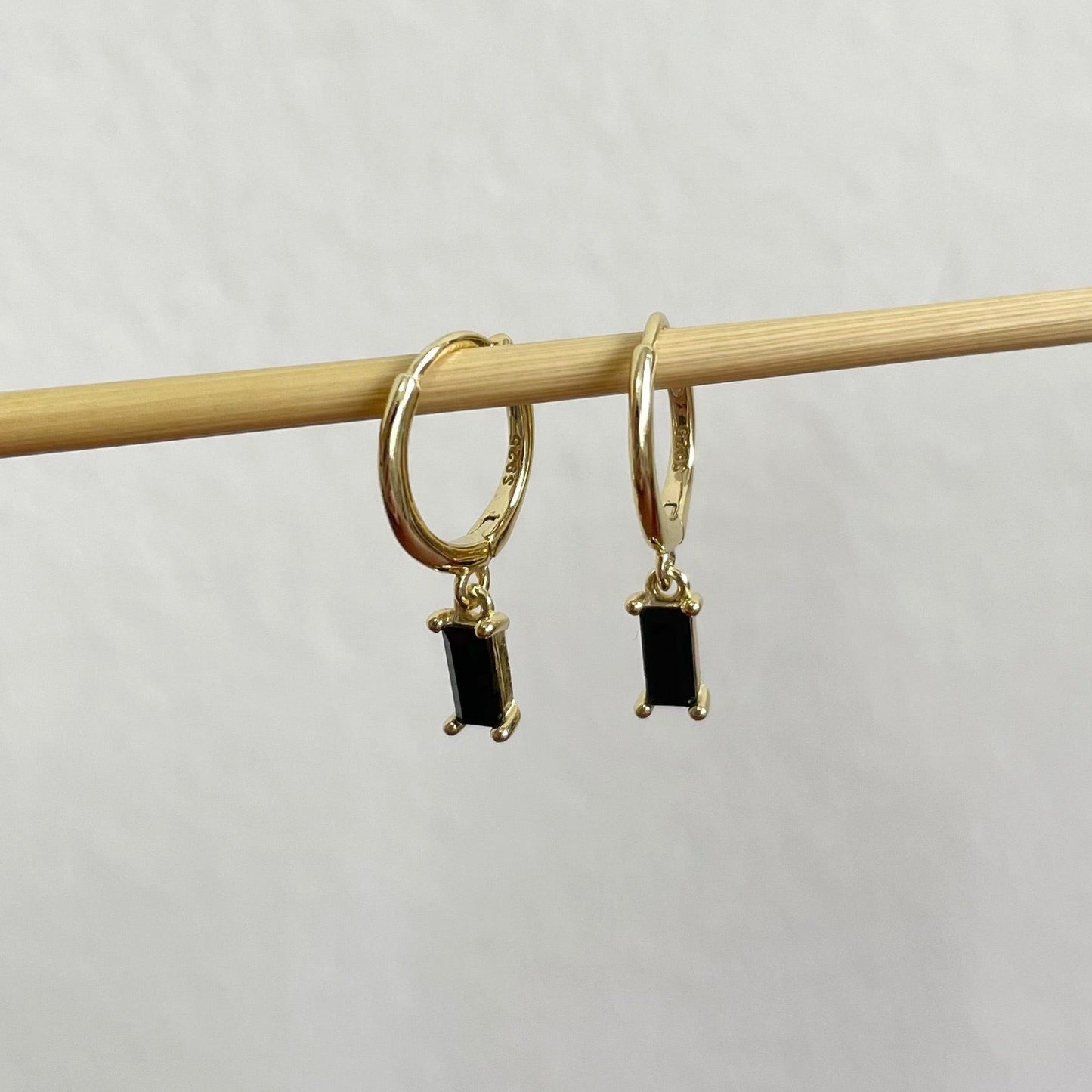 Lyric mini hoops