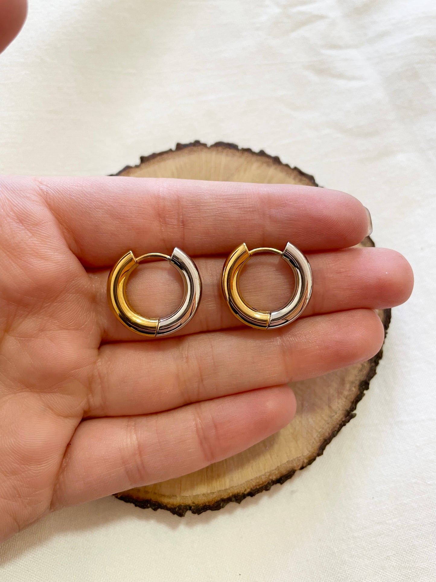 Juno earring