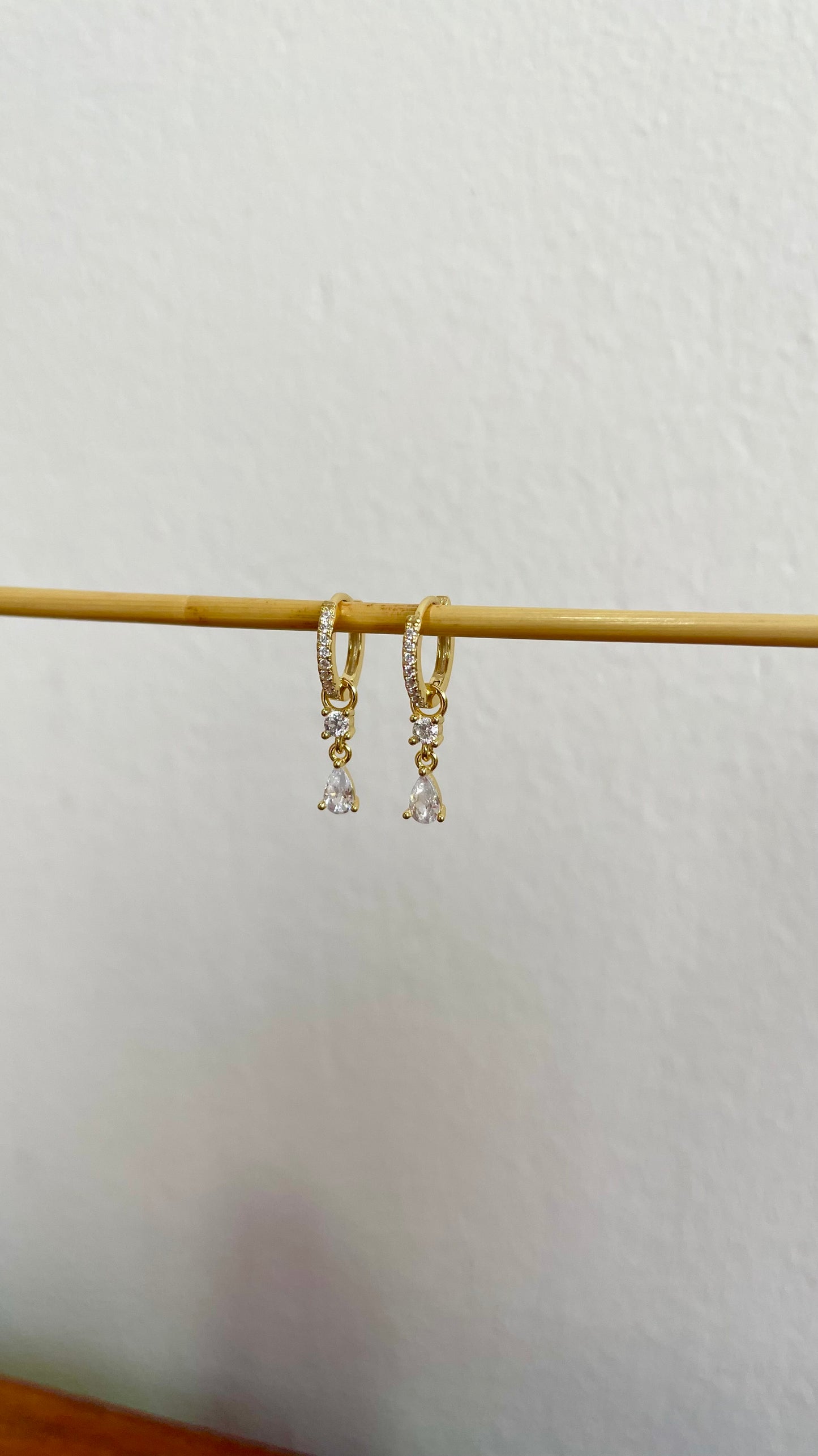 Estelle mini hoops