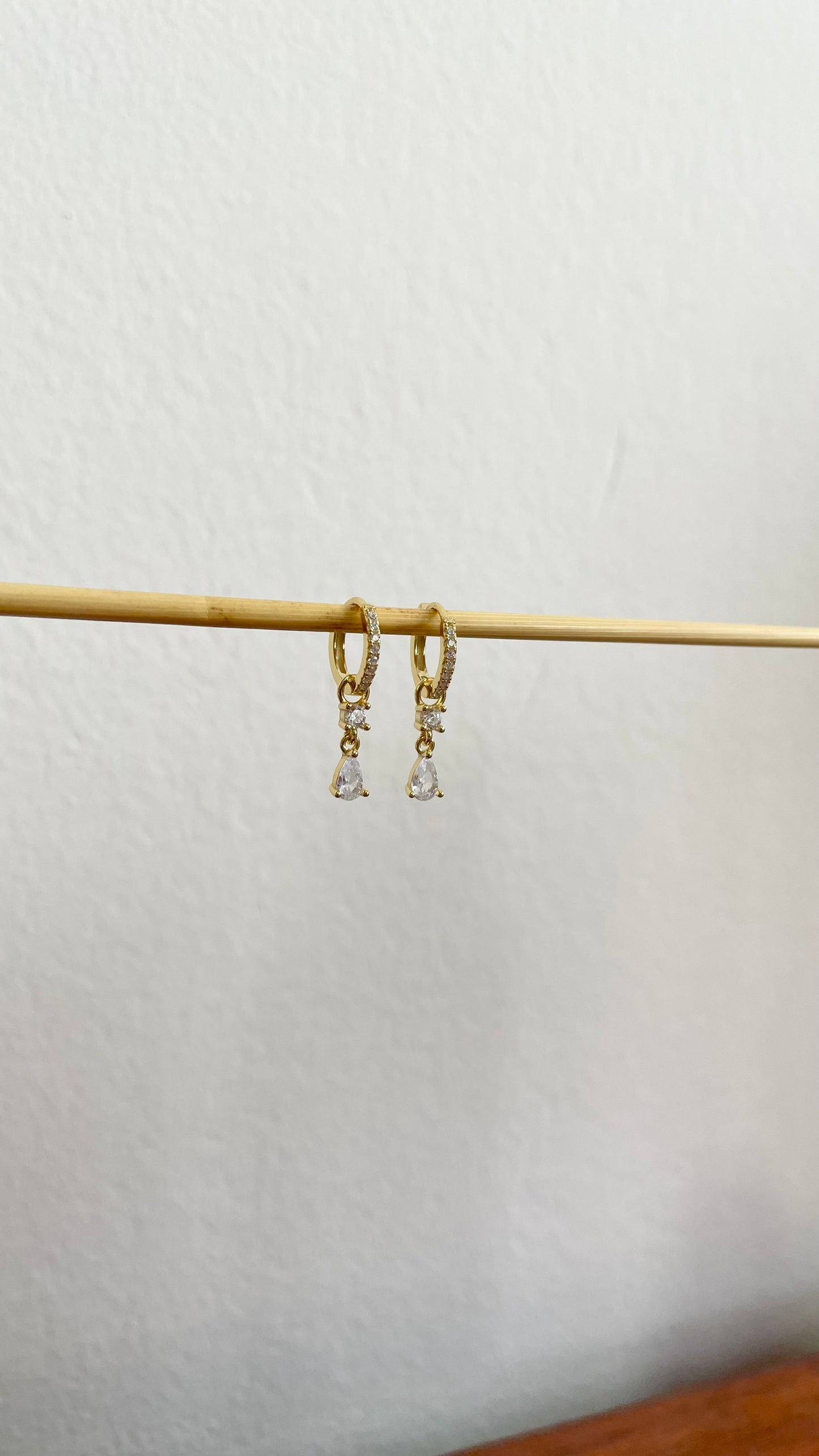 Estelle mini hoops