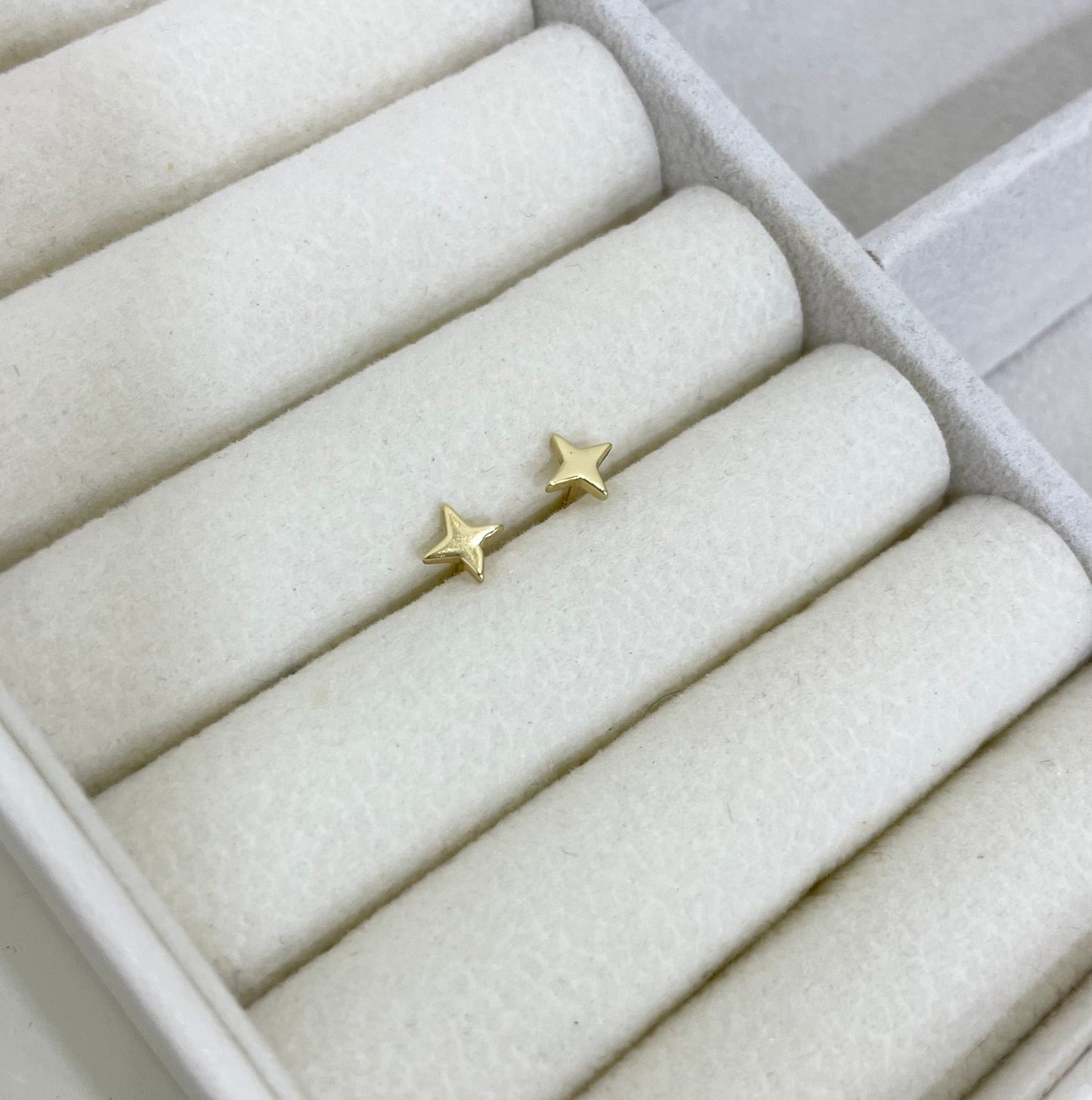 Laya Earrings