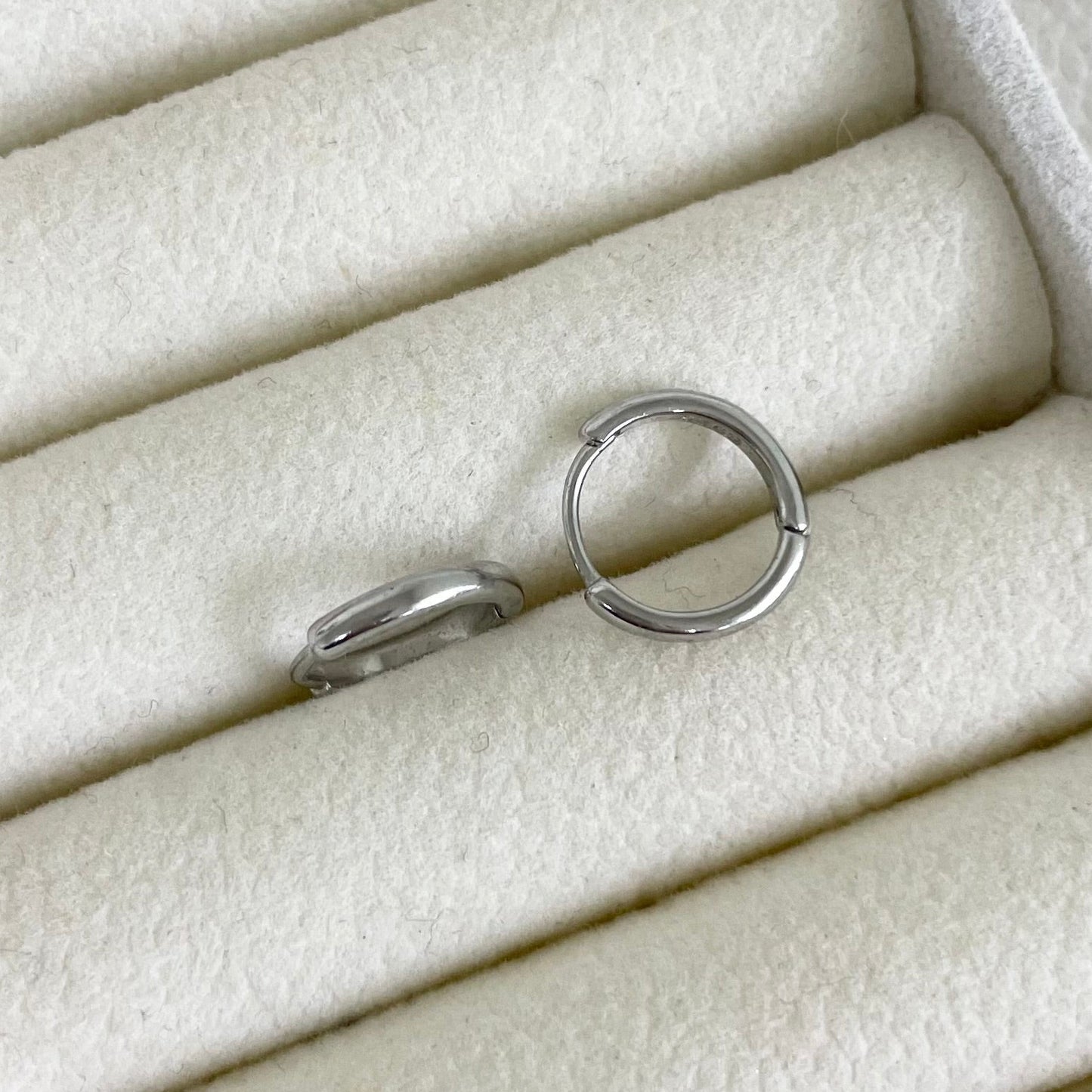 Livia Mini Hoops