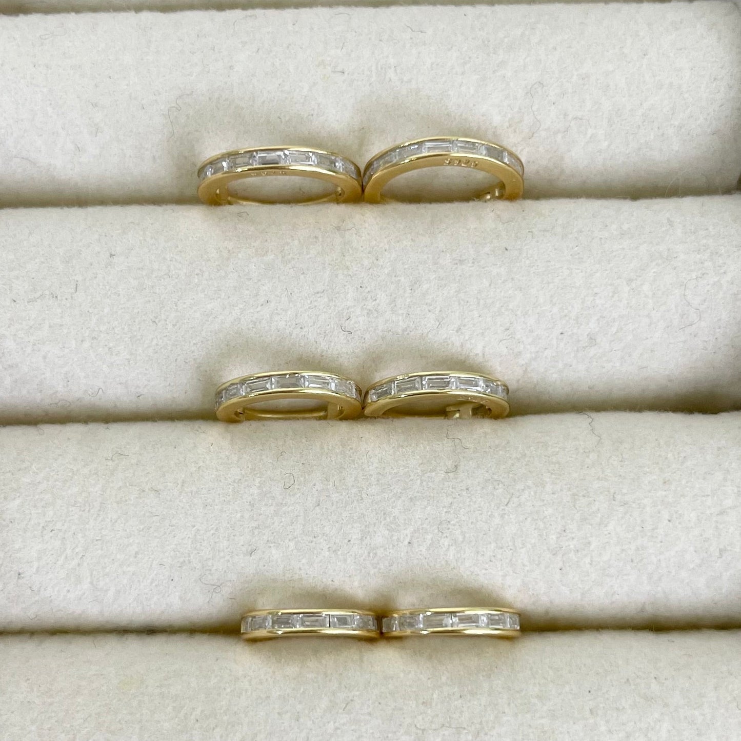 Zuri Mini Hoops