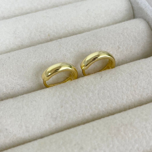 Leora Mini Hoops