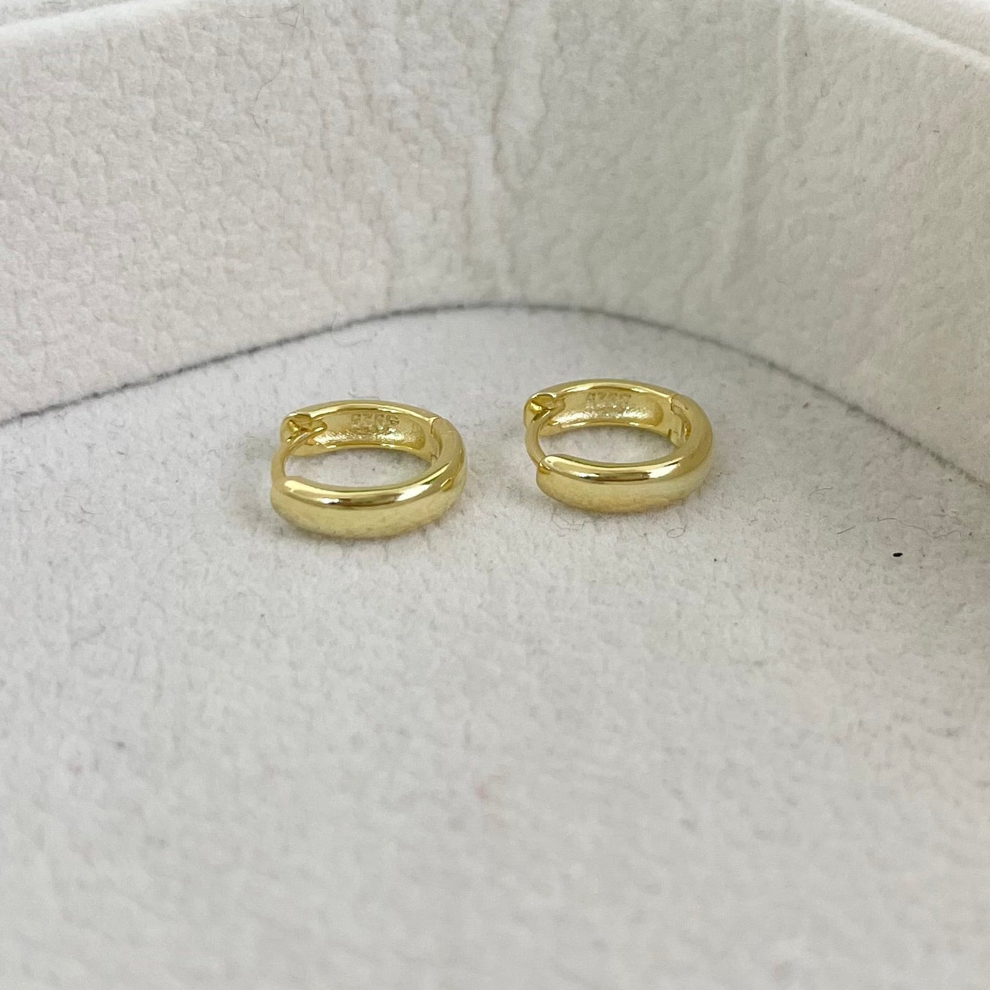 Leora Mini Hoops