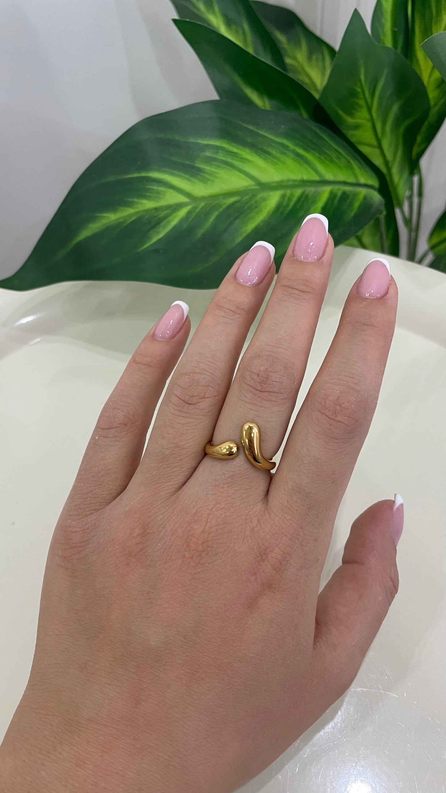 Tania ring