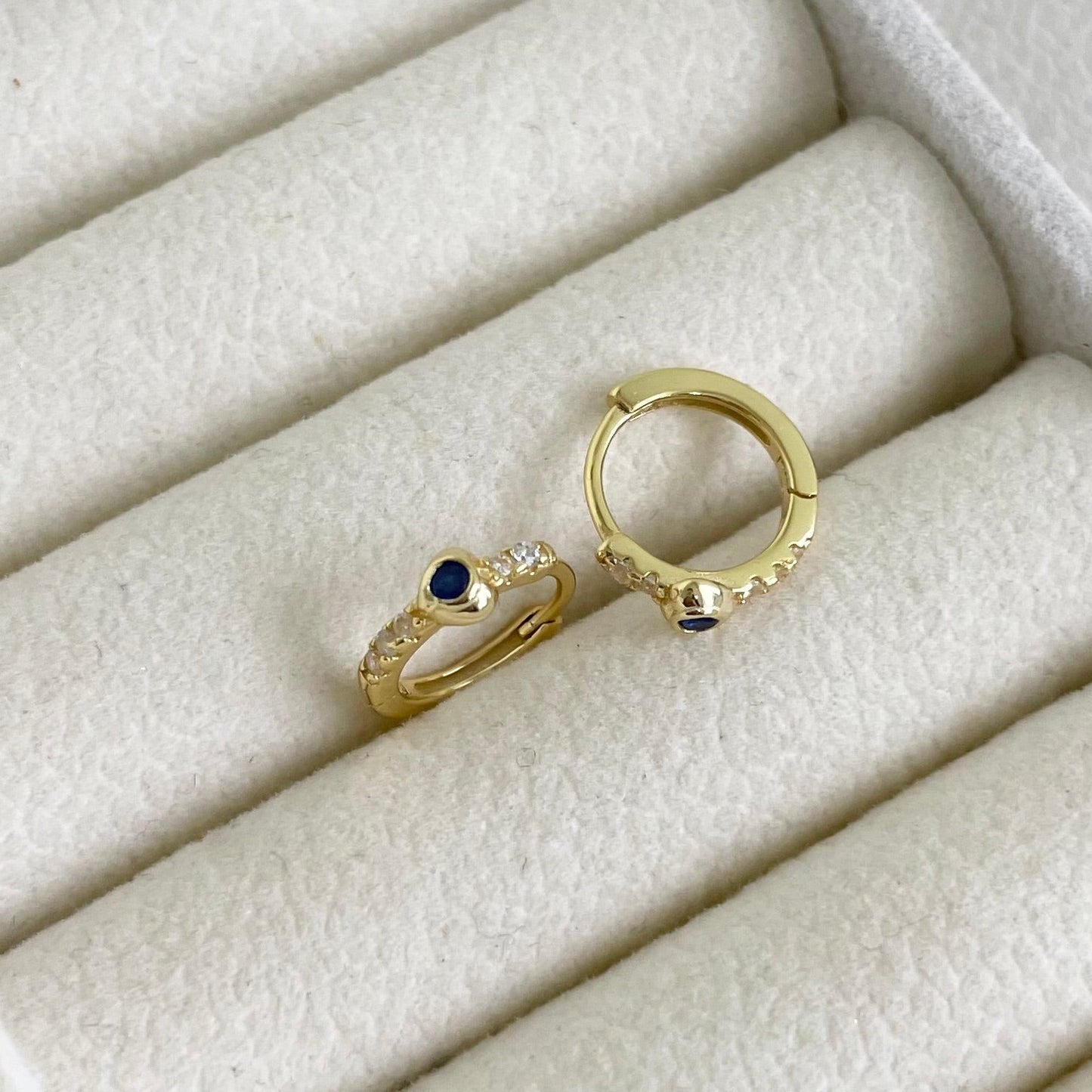 Amel Mini Hoops
