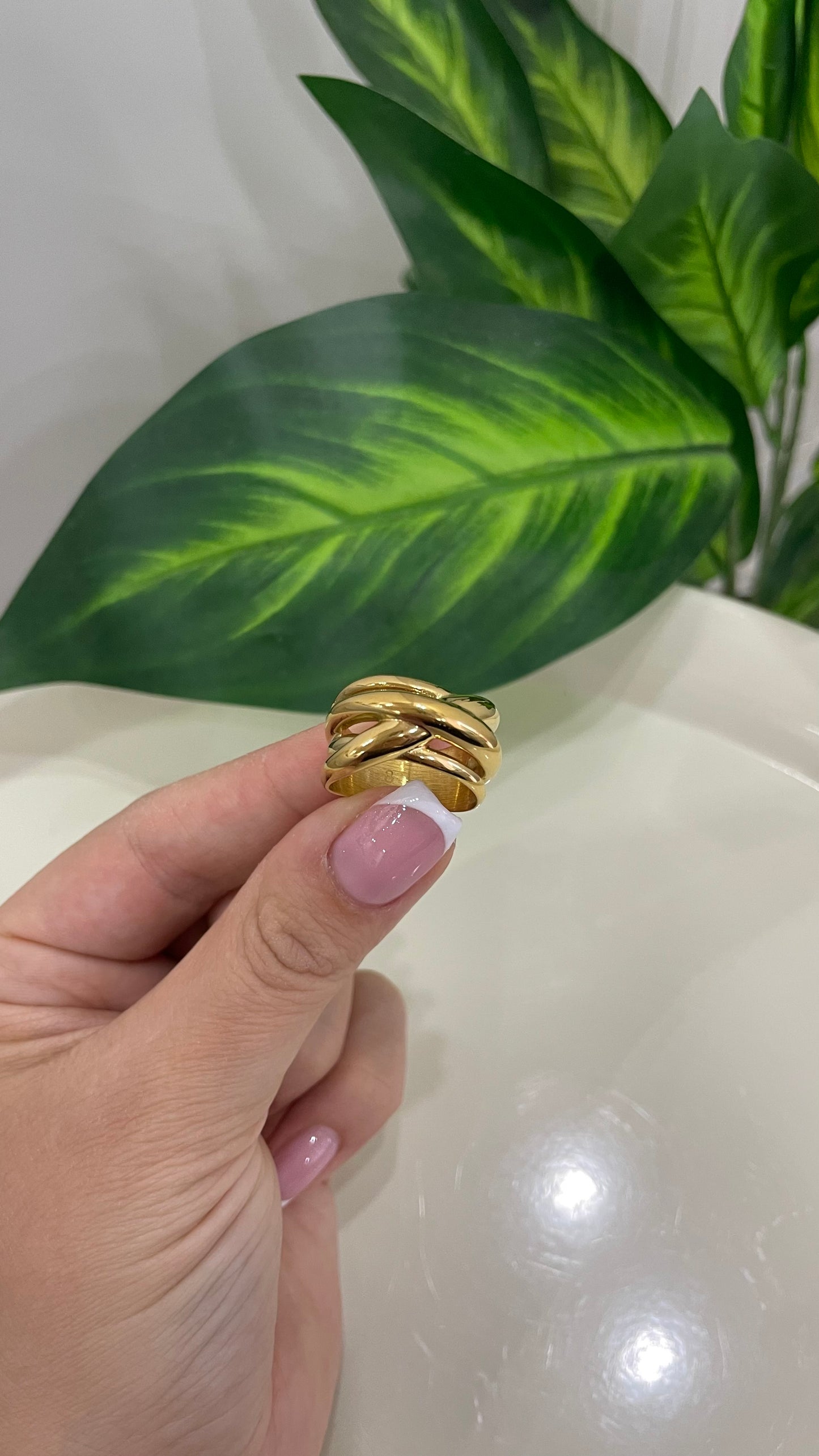 Julia ring