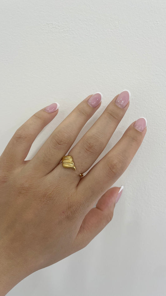 Twila Ring