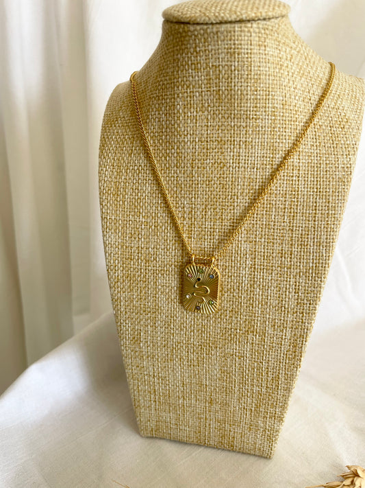 Square snake necklace